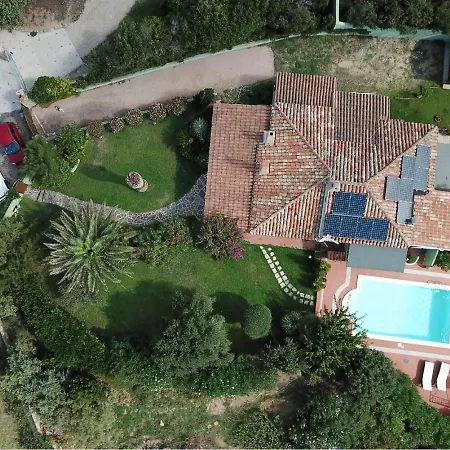 Kuky Oda ve Kahvaltı Santa Teresa Gallura